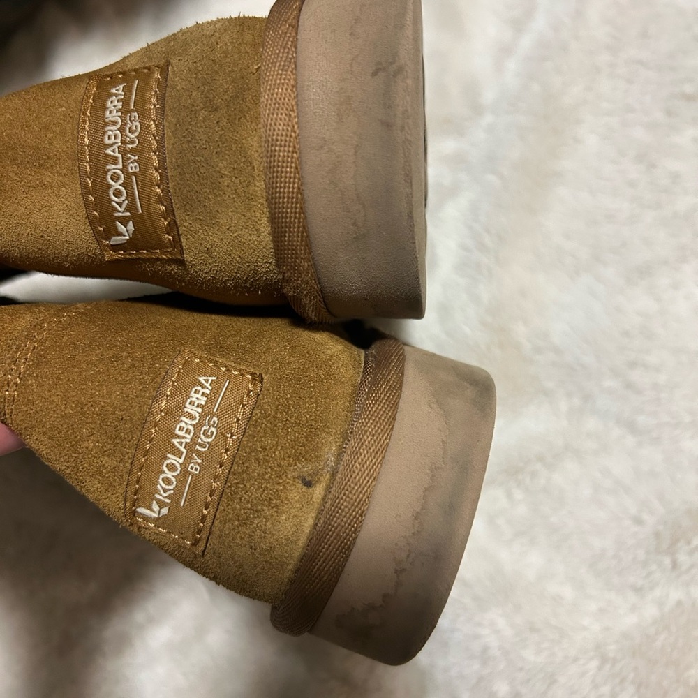 Koolaburra by UGG Tan Suede Boots - Picture 4 of 7